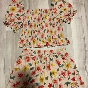 NWT floral top & shorts